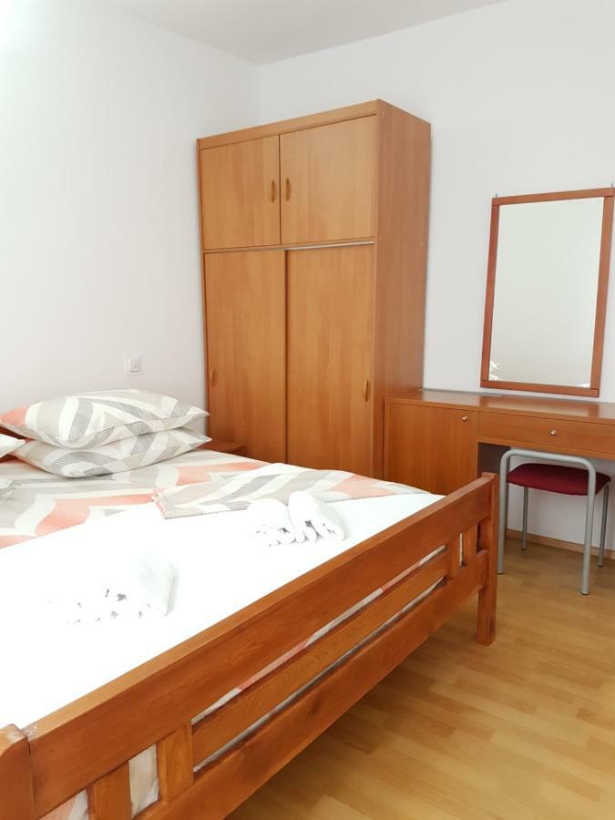 Apartmani Luka & Iva Šibenik Exteriör bild